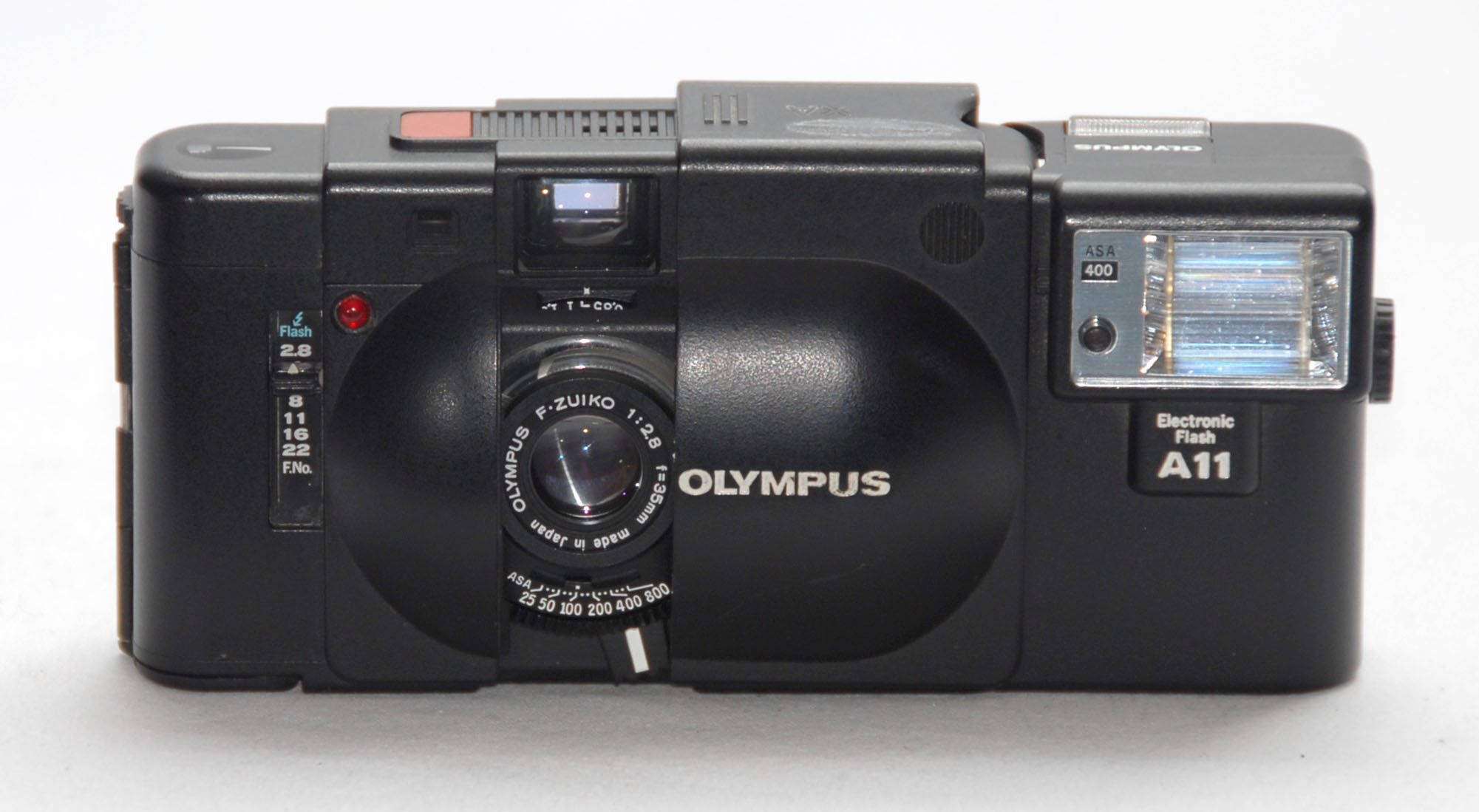 OLYMPUS XA